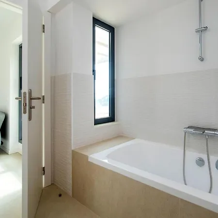 New Rotes By Cabrera Homes